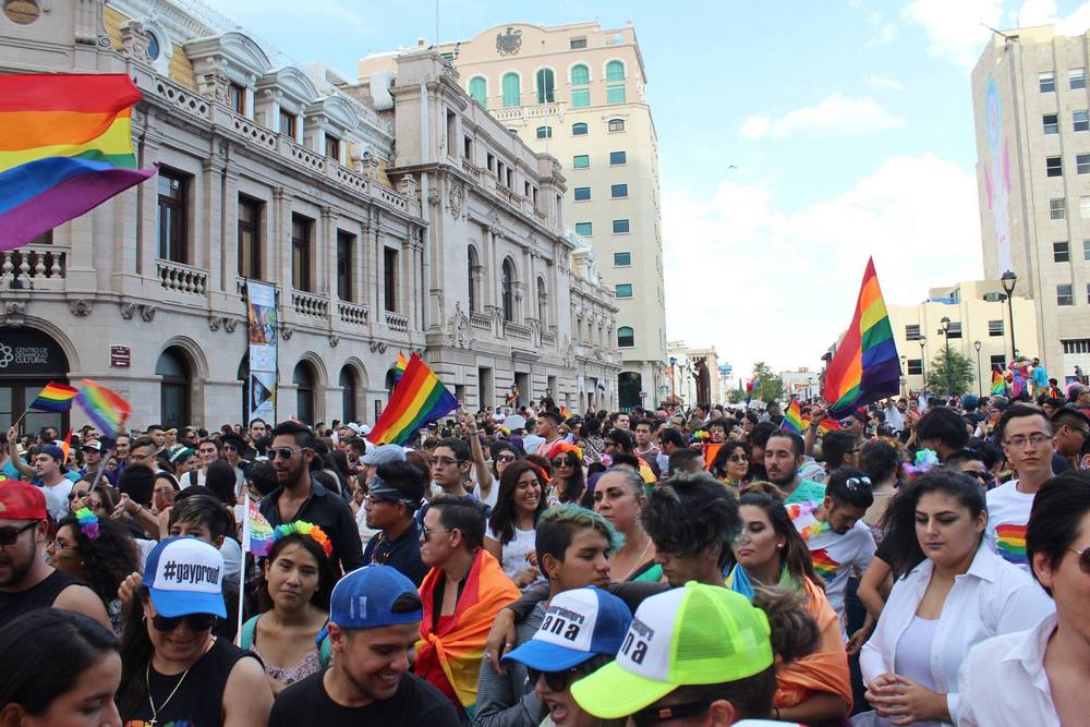 Preparan iniciativa para incluir matrimonio igualitario en el Código Civil