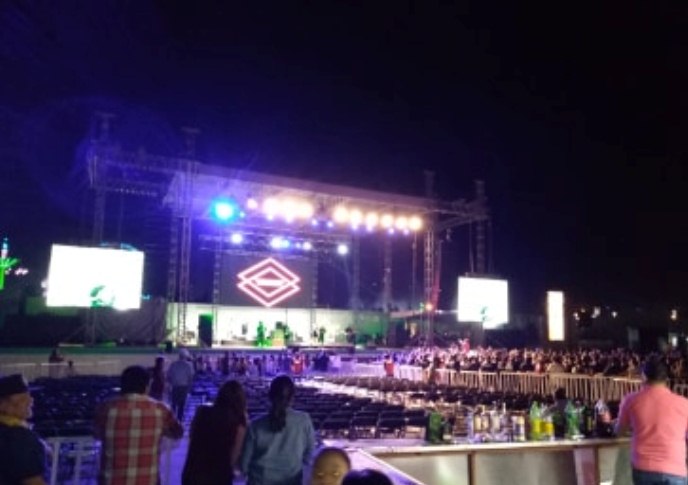 Vacíos los lugares preferenciales del Teatro del Pueblo en Santa Rita
