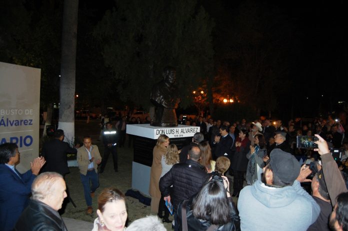 busto