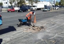 Vea aquí en donde taparán baches este martes; tome vías alternas