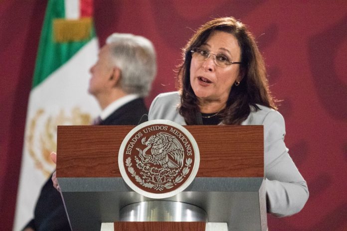 Rocío Nahle, secretaria de Energía, en la conferencia