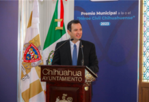 Entrega Ayuntamiento premio al Héroe Civil Chihuahuense 2023