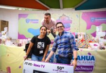 Festeja Gobierno del Estado a niñas, niños y madres de familia en el parque El Colibrí