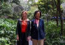 Sostiene Maru Campos reunión con la directora global del Grupo Financiero Santander
