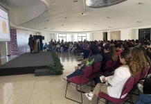 Concientiza ICHMujeres a 400 alumnos de la Universidad La Salle