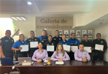 Reconoce COCENTRO a ocho policías destacados que vigilan la Zona Centro