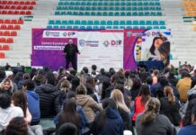 Asisten más de 1,500 personas a conferencia “Padres Comunes, Hijos Extraordinarios” del DIF Estatal