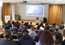 Imparten pláticas de Prevención de Violencia a estudiantes del COBACH 8