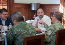 Sostienen autoridades sesión de la Mesa de Seguridad en Palacio de Gobierno