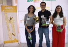 Demuestran universitarios su talento en el idioma inglés en concurso Spelling Bee