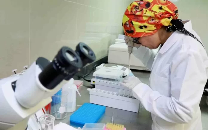 Equipo Inmunohistoquímica (2).jpg