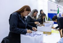 Entrega FGE a través de FANVI tarjetas de monedero electrónico a 4 mil 087 familias