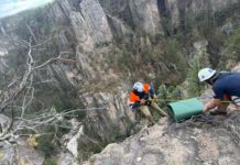 Protección Civil y Fiscalía General del Estado colaboran para localizar y recuperar cuerpo en río de Urique