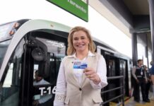 Maru Campos pone en marcha 9 estaciones más del BRT-1 en Ciudad Juárez