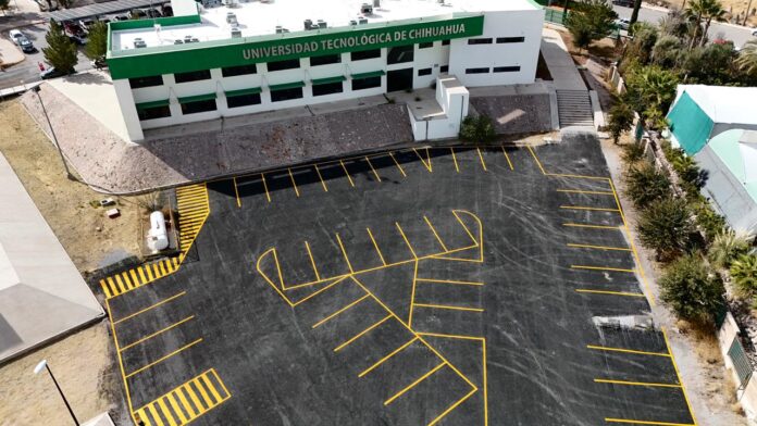 estacionamiento utch