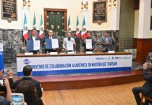 Firma Turismo convenio académico para fortalecer movilidad estudiantil en Chihuahua