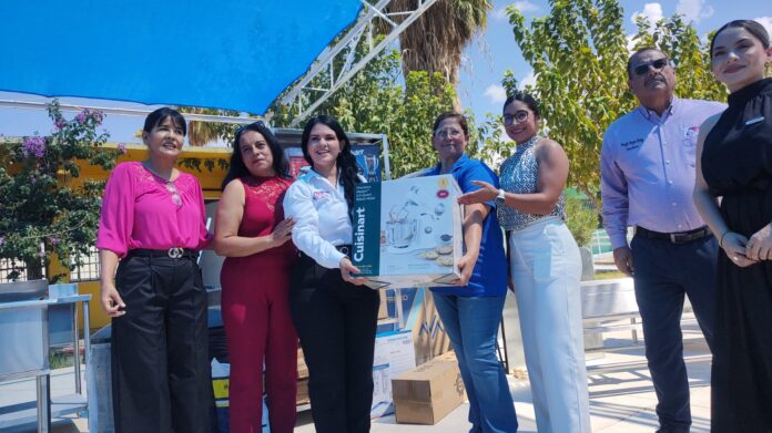 Entrega comedores DIF Nutrichihuahua (2)