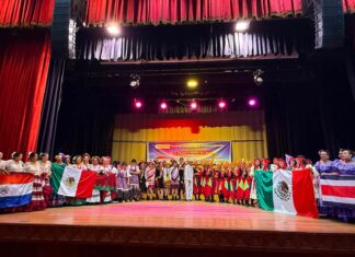 Representa a Chihuahua en festival de Perú grupo de danza de la Casa de los Abuelos Sur WhatsApp Image 2026 09 14 at 1.46.04 PM